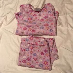 Last day! BOGO Free⭐️ Cuddl Johns pajama set